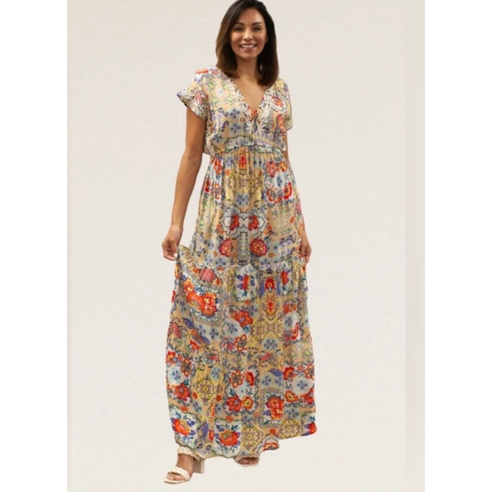 Karyn Seo Small Boho Floral Tiered Maxi Dress V-Neck Embroidered